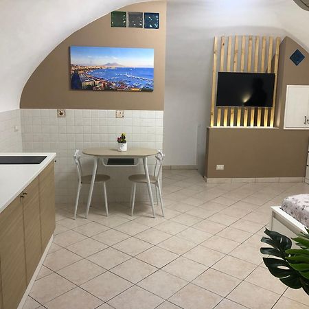 شقة La Casa Di Ludovica نابولي المظهر الخارجي الصورة